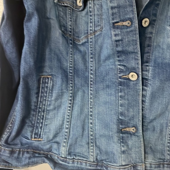 Levi washed out Jean jacket - Picture 3 of 8